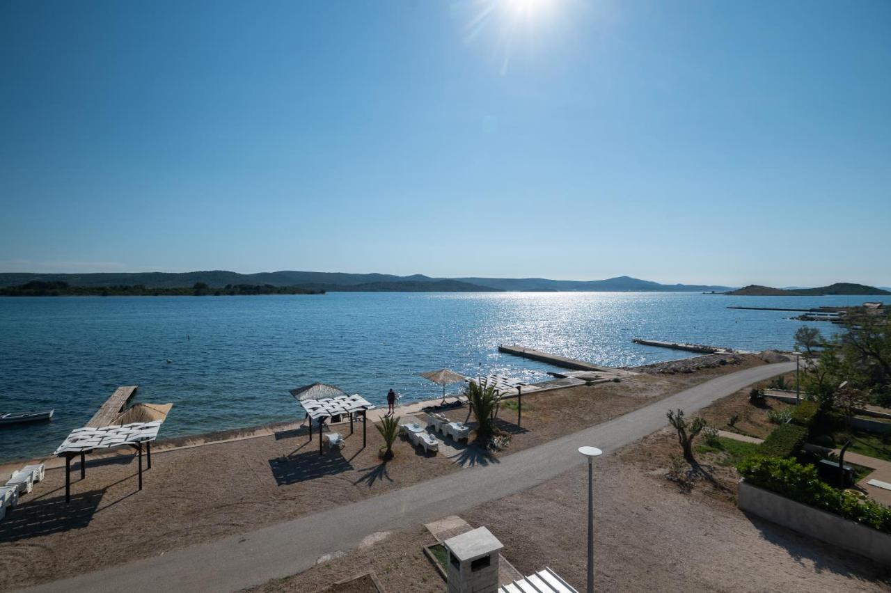 Euroholiday Apartments Турань Экстерьер фото